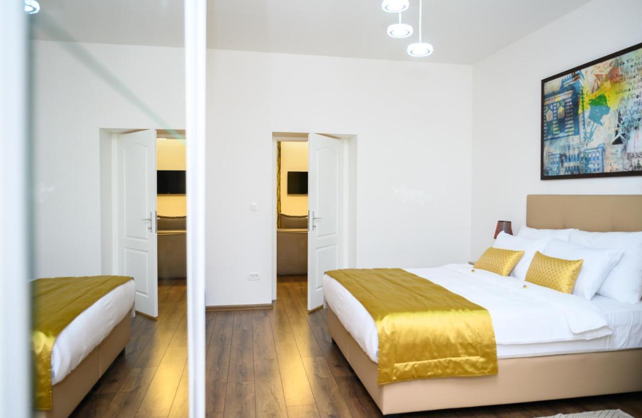Megapolis Main Street Suites ซาราเยโว ภายนอก รูปภาพ